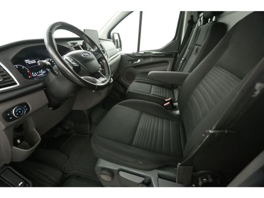 Ford Transit Custom 280 2.0 TDCI 170PK L1H1 | Automaat | Airco | Cruise | 3-Zits | Trekhaak | Carplay | Camera ActivLease financial lease