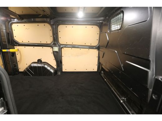 Ford Transit Custom 280 2.0 TDCI 170PK L1H1 | Automaat | Airco | Cruise | 3-Zits | Trekhaak | Carplay | Camera ActivLease financial lease