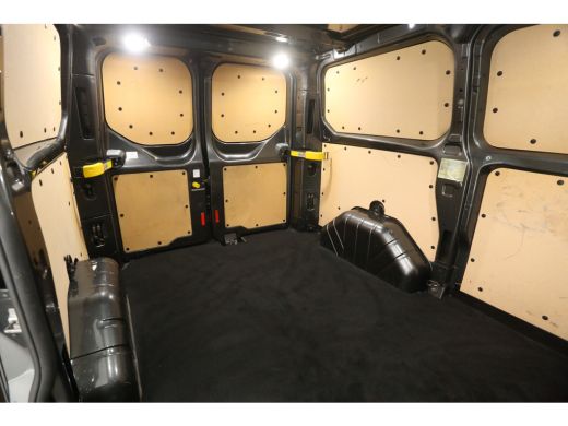 Ford Transit Custom 280 2.0 TDCI 170PK L1H1 | Automaat | Airco | Cruise | 3-Zits | Trekhaak | Carplay | Camera ActivLease financial lease