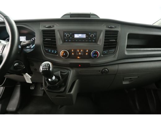 Ford Transit Custom 300 2.0 TDCI L1H1 | Airco | Cruise | 3-Zits | Trekhaak | Parkeersens. ActivLease financial lease