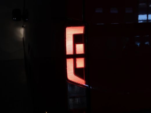 MAN TGE 30 2.0 + CAMERA / NAVIGATIE / APPLE CARPLAY / 3-ZITS ActivLease financial lease