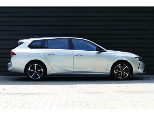 Opel Astra Sports Tourer 1.6 Hybrid 180pk Edition | 17" lichtmetalen velgen | Adaptieve Cruise Control | App... ActivLease financial lease