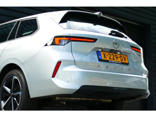 Opel Astra Sports Tourer 1.6 Hybrid 180pk Edition | 17" lichtmetalen velgen | Adaptieve Cruise Control | App... ActivLease financial lease