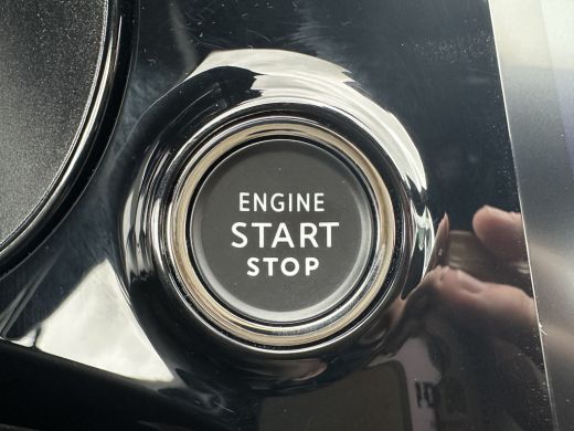 Opel Corsa 1.2 100PK Turbo Ultimate | STOEL- EN STUURVERWARMING| NAVIGATIE PRO | INTELLILUX LED KOPLAMPEN | ... ActivLease financial lease