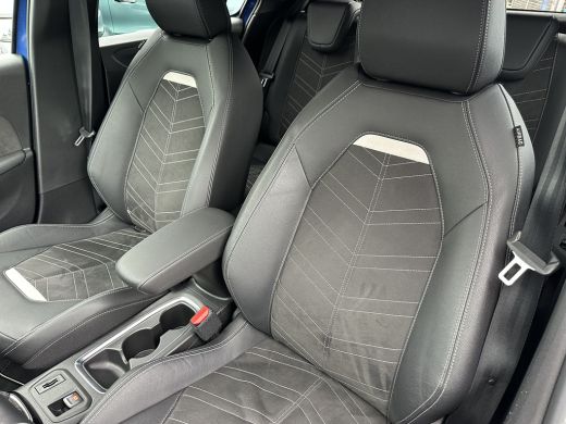 Opel Corsa 1.2 100PK Turbo Ultimate | STOEL- EN STUURVERWARMING| NAVIGATIE PRO | INTELLILUX LED KOPLAMPEN | ... ActivLease financial lease