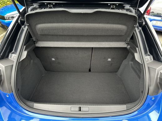 Opel Corsa 1.2 100PK Turbo Ultimate | STOEL- EN STUURVERWARMING| NAVIGATIE PRO | INTELLILUX LED KOPLAMPEN | ... ActivLease financial lease