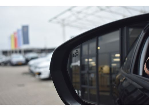 Opel Grandland 1.2 Turbo Hybrid Ultimate 136pk Automaat | Alcantara | LED-Matrix | Stuur/Stoelverwarming | Adapt... ActivLease financial lease