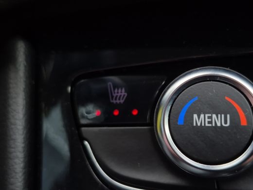 Opel Grandland 1.2 Turbo Ultimate Stuur + Stoelverwarming | Camera | Parkeersensoren voor + Achter | Full LED | ActivLease financial lease