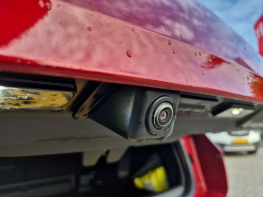 Opel Grandland 1.2 Turbo Ultimate Stuur + Stoelverwarming | Camera | Parkeersensoren voor + Achter | Full LED | ActivLease financial lease