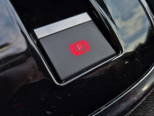 Opel Grandland 1.2 Turbo Ultimate Stuur + Stoelverwarming | Camera | Parkeersensoren voor + Achter | Full LED | ActivLease financial lease