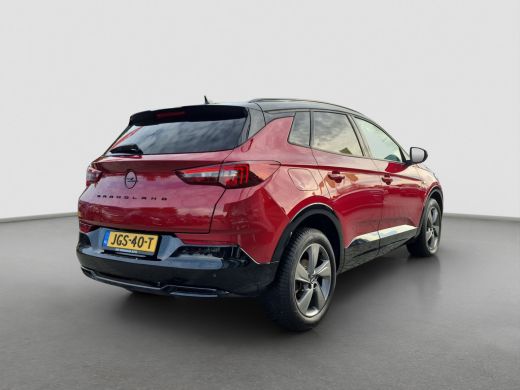 Opel Grandland 1.2 Turbo Ultimate Stuur + Stoelverwarming | Camera | Parkeersensoren voor + Achter | Full LED | ActivLease financial lease