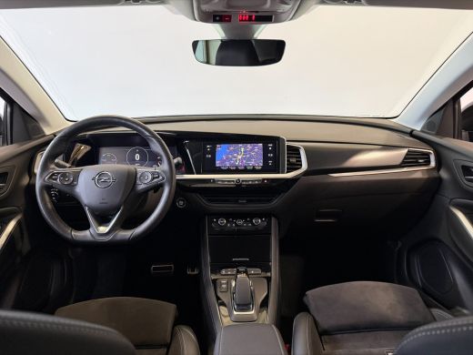 Opel Grandland 1.6 Turbo Plug-In Hybrid 4x4 GSe 300PK | Achteruitrijcamera | Dodehoek detectie | Keyless entry ActivLease financial lease