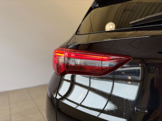 Opel Grandland 1.6 Turbo Plug-In Hybrid 4x4 GSe 300PK | Achteruitrijcamera | Dodehoek detectie | Keyless entry ActivLease financial lease