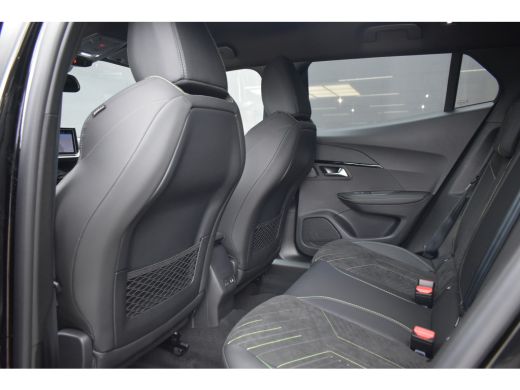 Peugeot 2008 1.2 Hybrid 145 GT DEMO-DEAL! | Alcantara | Elektr. Stoelen | Massage | Adaptive Cruise | Stoelver... ActivLease financial lease