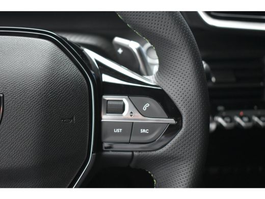Peugeot 2008 1.2 Hybrid 145 GT DEMO-DEAL! | Alcantara | Elektr. Stoelen | Massage | Adaptive Cruise | Stoelver... ActivLease financial lease