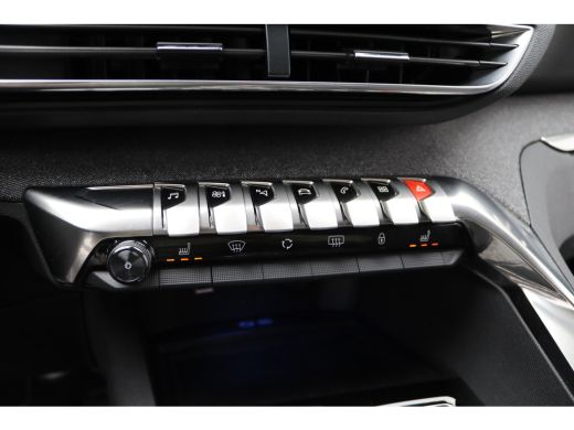 Peugeot 3008 1.2 PureTech Blue Lease Premium | Achterbank in delen neerklapbaar | Achteruitrijcamera | Apple C... ActivLease financial lease