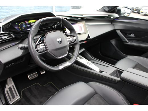 Peugeot 408 1.6 HYbrid GT 225 EAT8 First Edition | Automaat | Navigatie | Camera | Panorama/schuifdak | Focal... ActivLease financial lease