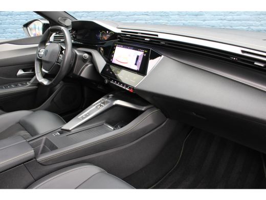 Peugeot 408 1.6 HYbrid GT 225 EAT8 First Edition | Automaat | Navigatie | Camera | Panorama/schuifdak | Focal... ActivLease financial lease