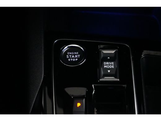 Peugeot 5008 1.2 Hybrid 136 Allure Pack Business ActivLease financial lease