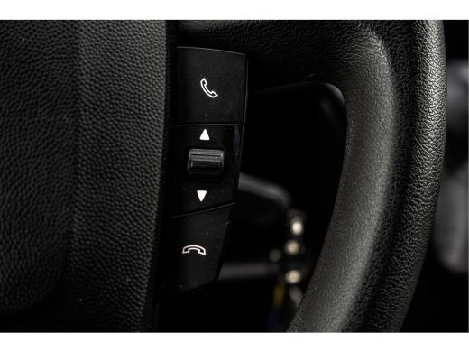 Peugeot Boxer **BlueHDI L3H3 | 160PK | Camera | Navigatie | Cruise | Airco | 3T Trekgewicht | PDC | Euro 6** ActivLease financial lease