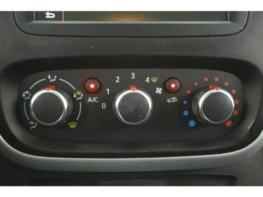 Renault Trafic 1.6 dCi 95 T29 L2H1 | Airco | Cruise | 3-Zits | Camera | Navigatie | Parkeersens. | Trekhaak ActivLease financial lease