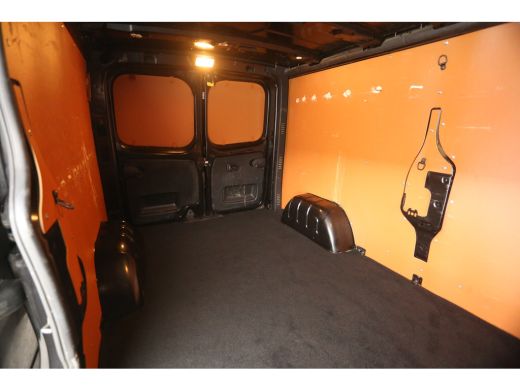 Renault Trafic 1.6 dCi 95 T29 L2H1 | Airco | Cruise | 3-Zits | Camera | Navigatie | Parkeersens. | Trekhaak ActivLease financial lease