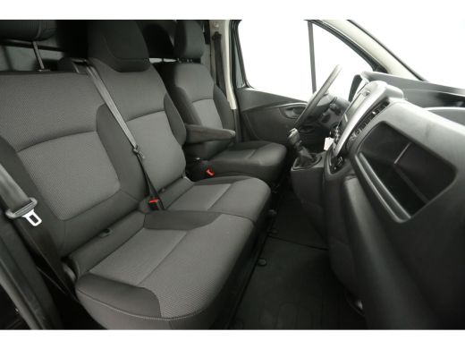 Renault Trafic 1.6 dCi 95 T29 L2H1 | Airco | Cruise | 3-Zits | Camera | Navigatie | Parkeersens. | Trekhaak ActivLease financial lease