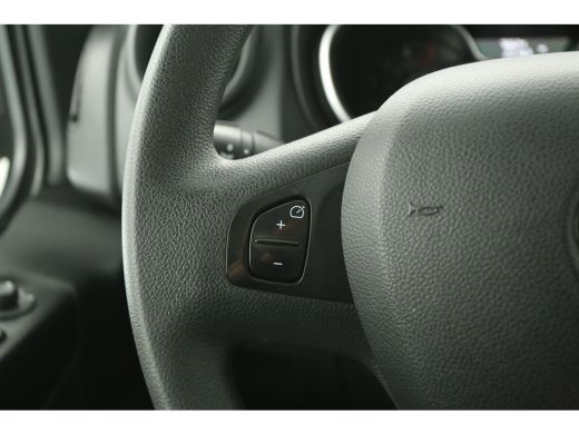 Renault Trafic 2.0 dCi T29 L2H1 | 145PK | DC | Automaat | Airco | Cruise | Parkeersens. | Trekhaak ActivLease financial lease