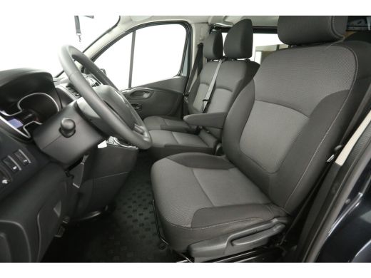 Renault Trafic 2.0 dCi T29 L2H1 | 145PK | DC | Automaat | Airco | Cruise | Parkeersens. | Trekhaak ActivLease financial lease