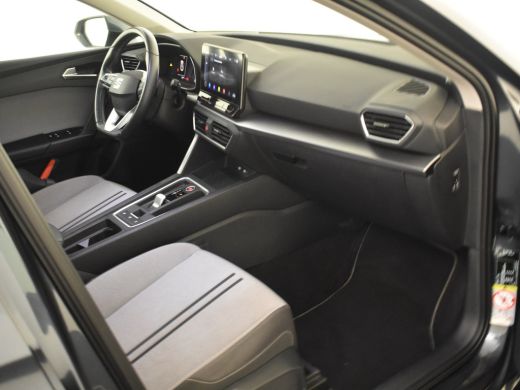 Seat Leon 1.0 eTSI Style Business Intense 111pk DSG/AUTO | Trekhaak | Camera achter | Adaptief cruise contr... ActivLease financial lease