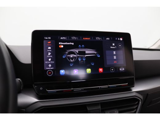 Seat Leon 1.0 eTSI Style Business Intense | Achterbank in delen neerklapbaar | Achterspoiler | Achteruitrij... ActivLease financial lease