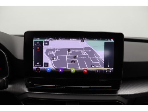 Seat Leon 1.0 eTSI Style Business Intense | Achterbank in delen neerklapbaar | Achterspoiler | Achteruitrij... ActivLease financial lease