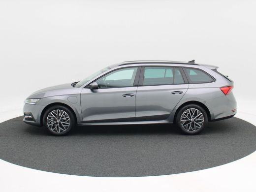 Skoda Octavia Combi 1.4 TSi 204 Pk Automaat iV PHEV Business edition | Cruise Control | Virtual Cockpit | Carpl... ActivLease financial lease