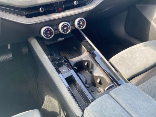 Skoda Superb 1.5 TSI MHEV First Edition | Achteruitrijcamera | Climatronic, elektronische airconditioning met ... ActivLease financial lease