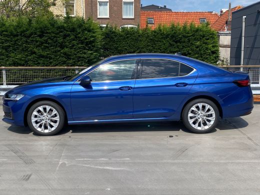 Skoda Superb 1.5 TSI MHEV First Edition | Achteruitrijcamera | Climatronic, elektronische airconditioning met ... ActivLease financial lease