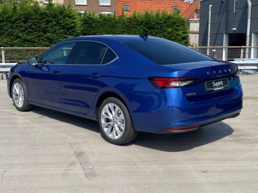 Skoda Superb 1.5 TSI MHEV First Edition | Achteruitrijcamera | Climatronic, elektronische airconditioning met ... ActivLease financial lease