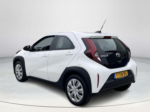 Toyota Aygo 1.0 VVT-i MT Play ActivLease financial lease