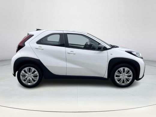 Toyota Aygo 1.0 VVT-i MT Play ActivLease financial lease