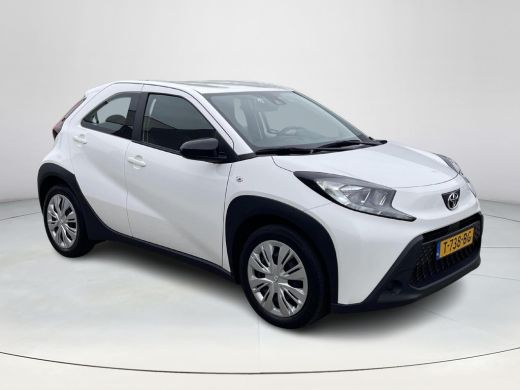 Toyota Aygo 1.0 VVT-i MT Play ActivLease financial lease