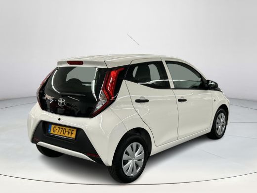 Toyota Aygo 1.0 VVT-i x-fun ActivLease financial lease