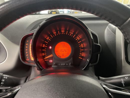 Toyota Aygo 1.0 VVT-i x-play ActivLease financial lease