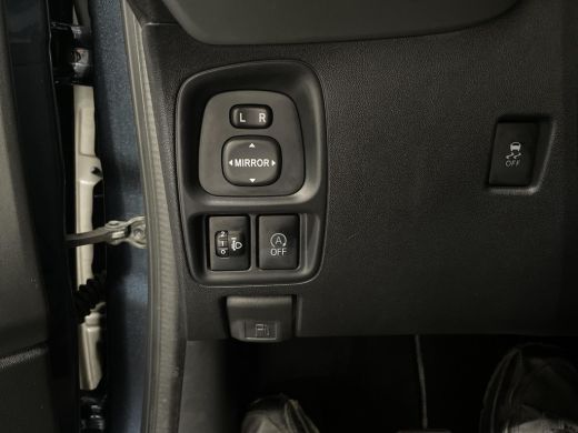 Toyota Aygo 1.0 VVT-i x-play ActivLease financial lease