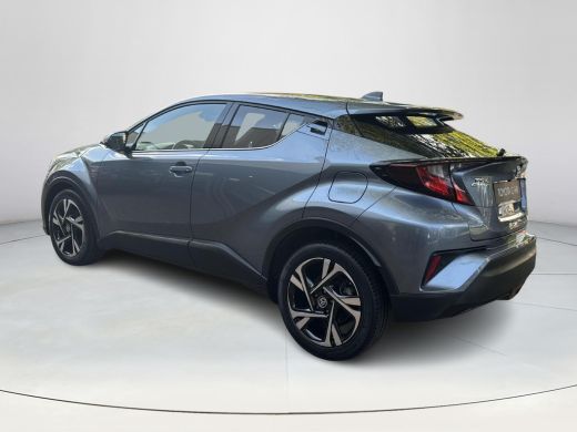 Toyota C-HR 1.8 Hybrid Executive | 06-10141018 Voor meer informatie ActivLease financial lease
