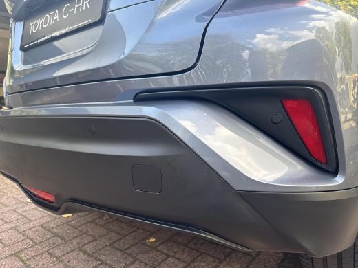 Toyota C-HR 1.8 Hybrid Executive | 06-10141018 Voor meer informatie ActivLease financial lease