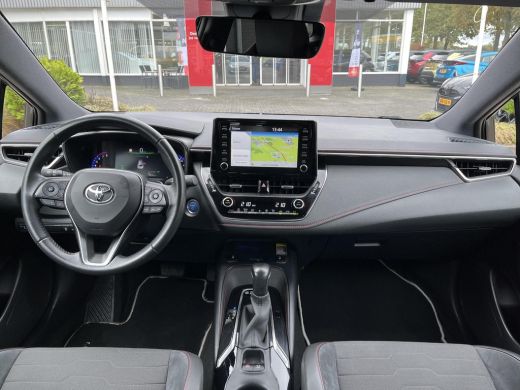 Toyota Corolla Touring Sports 2.0 Hybrid Executive | Carplay | 18 inch LM-velgen | Stoelverwarming | Elektrische achterklep | ActivLease financial lease
