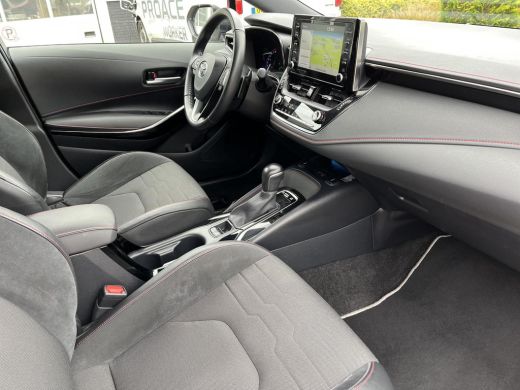 Toyota Corolla Touring Sports 2.0 Hybrid Executive | Carplay | 18 inch LM-velgen | Stoelverwarming | Elektrische achterklep | ActivLease financial lease
