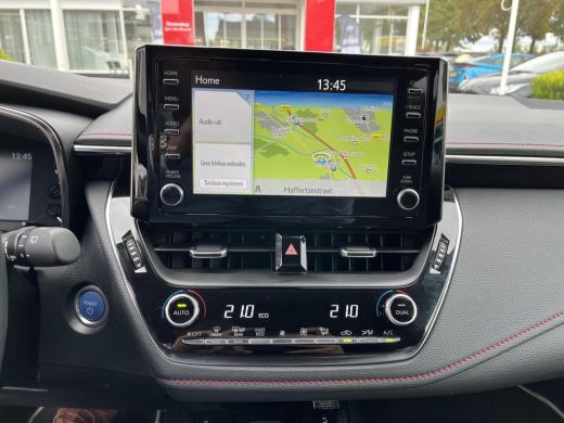 Toyota Corolla Touring Sports 2.0 Hybrid Executive | Carplay | 18 inch LM-velgen | Stoelverwarming | Elektrische achterklep | ActivLease financial lease