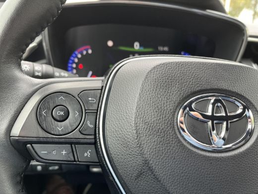 Toyota Corolla Touring Sports 2.0 Hybrid Executive | Carplay | 18 inch LM-velgen | Stoelverwarming | Elektrische achterklep | ActivLease financial lease