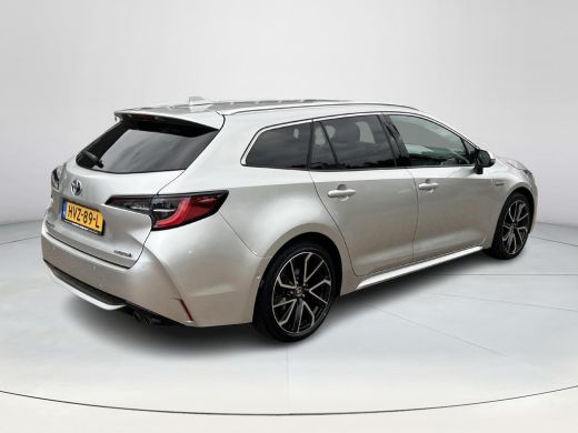 Toyota Corolla Touring Sports 2.0 Hybrid Executive | Carplay | 18 inch LM-velgen | Stoelverwarming | Elektrische achterklep | ActivLease financial lease