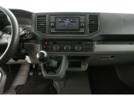 Volkswagen Crafter 35 2.0 TDI L3H2 | 177PK | 3500kg Trekgew. | Airco | Cruise | 3-Zits | Trekhaak ActivLease financial lease